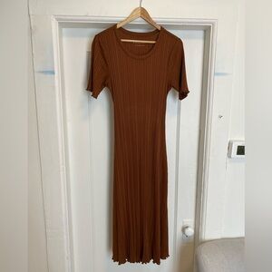 Everlane rib knit soft summer dress - back cutout